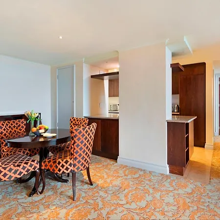 Taj Deluxe Executive Or Family Suite, Kitchen & Living Area & Stunning Table Mountain Views Cape Town Exterior photo